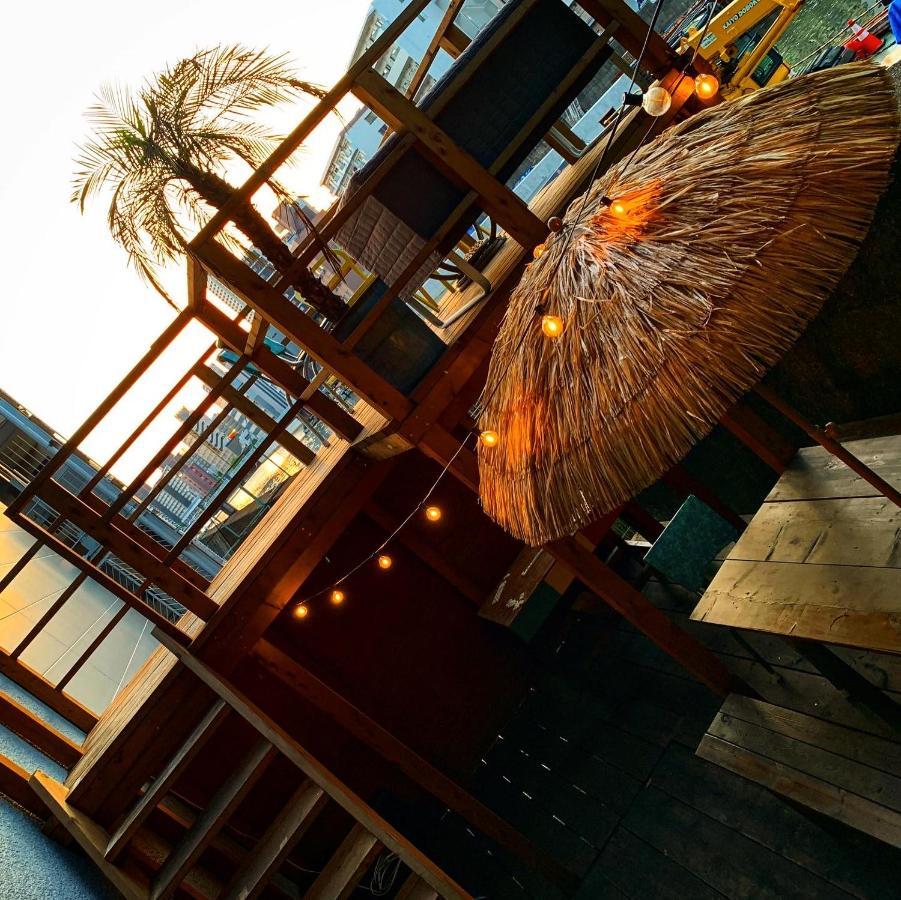 אוסקה Hostel Chillax מראה חיצוני תמונה